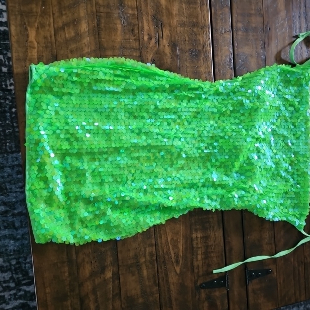 Vibrant Green Sequin Mini Party Dress